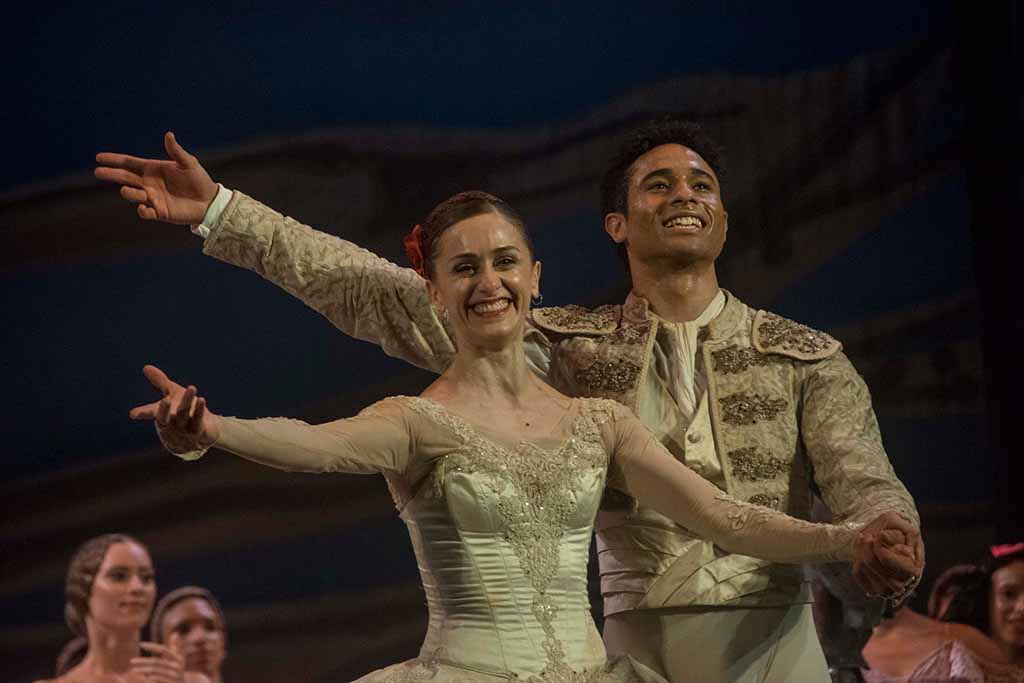 Cierra Ballet Nacional de Cuba funciones del 2025 con dos invitados de lujo