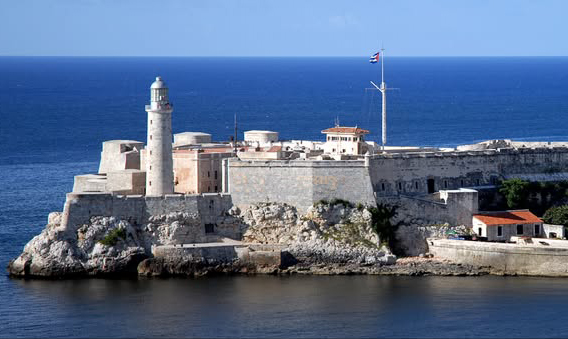 Reajustan tarifas de acceso y servicios en el Parque Histórico Militar Morro-Cabaña