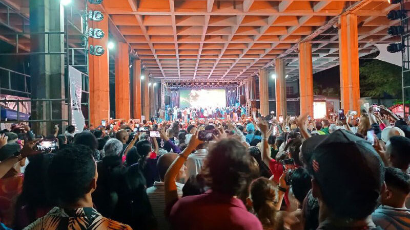 Multitudinaria despedida en el Pabellón Cuba a la telenovela Regreso al Corazón