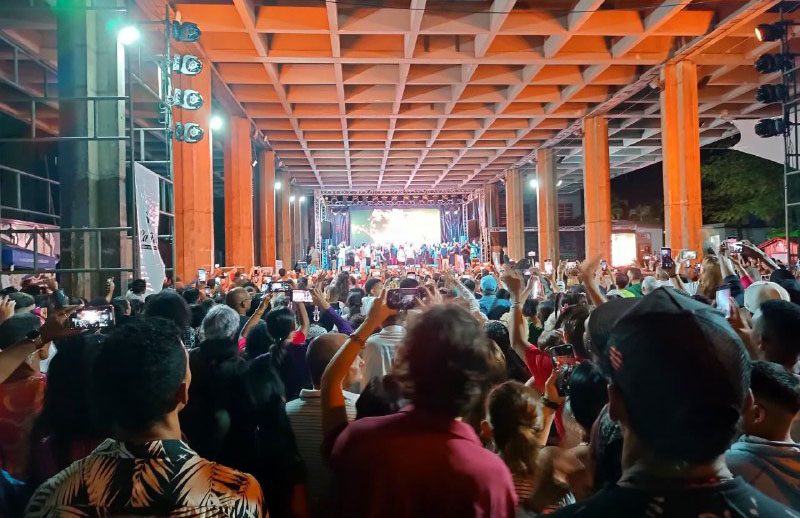 Multitudinaria despedida en el Pabellón Cuba a la telenovela Regreso al Corazón