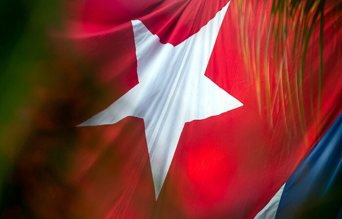 Arribaron a Cuba combatientes heridos en ataque a Venezuela