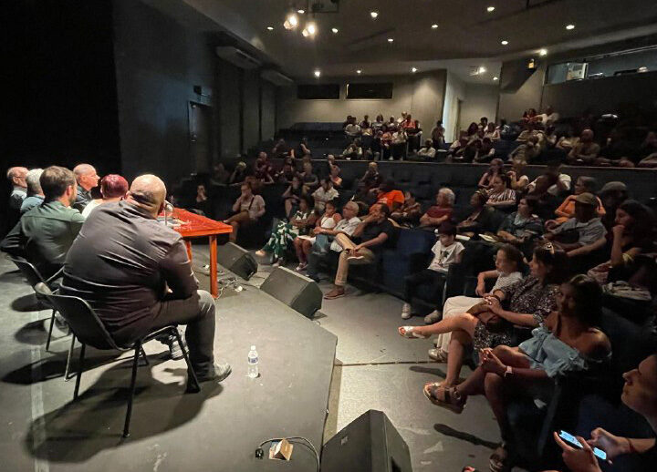 Catálogo de exposición Tú no me conoces, ensayo visual y narrativo de Michel Mirabal