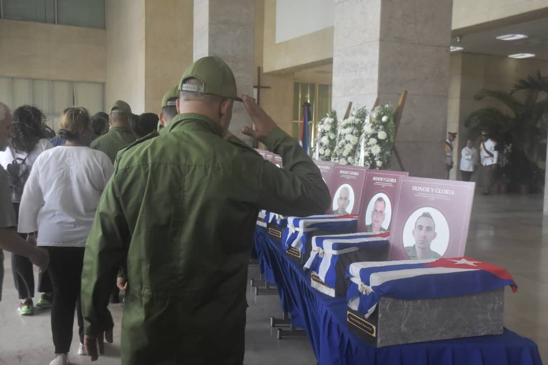 Más de 40 mil cubanos ya rindieron homenaje a los combatientes caídos