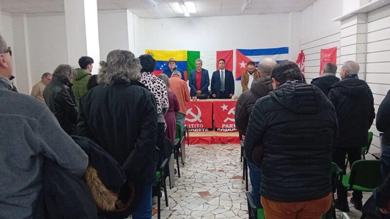 Rinden homenaje en Italia al líder revolucionario cubano Fidel Castro