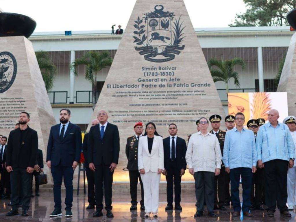 Venezuela rinde honor a los caídos durante agresión militar de los EEUU