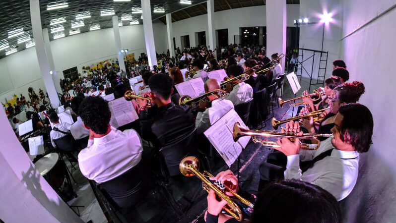 Homenaje de la Orquesta Sinfónica de Holguín a Joaquín Betancourt Jackman