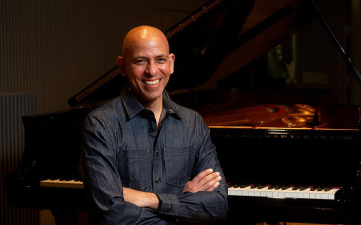 Edward Simon debuta en Cuba junto a la Orquesta de Cámara de La Habana