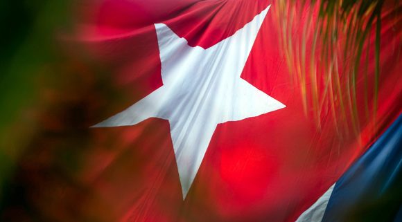 Presidente cubano elogia Manifiesto por Cuba