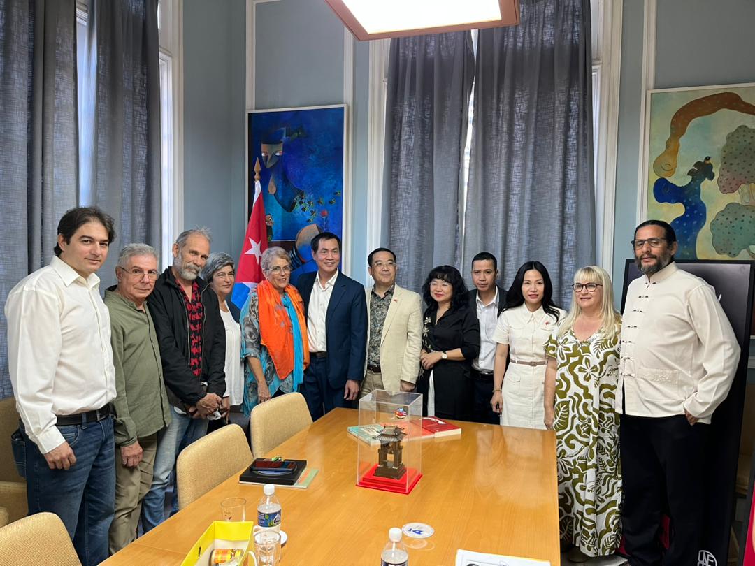 Uneac y delegación vietnamita ratifican voluntad de ampliar cooperación cultural