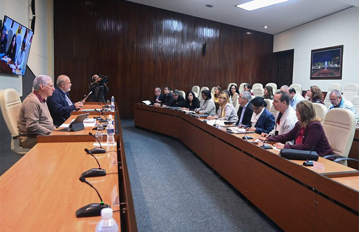 Progresan en Cuba ensayos clínicos de vacunas antineumocócicas