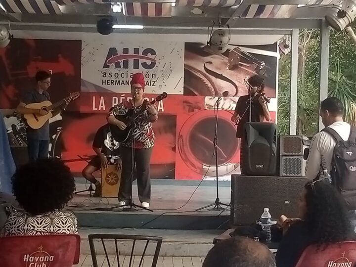 AHS anuncia programa cultural