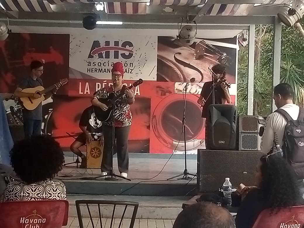 AHS anuncia programa cultural