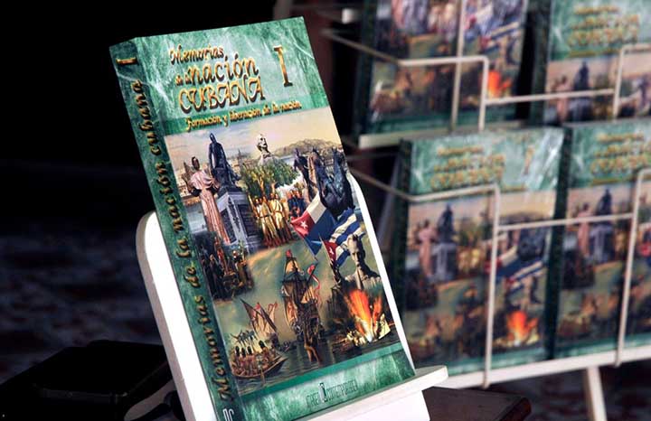 Presentan en Guantánamo el libro Memorias de la Nación Cubana I