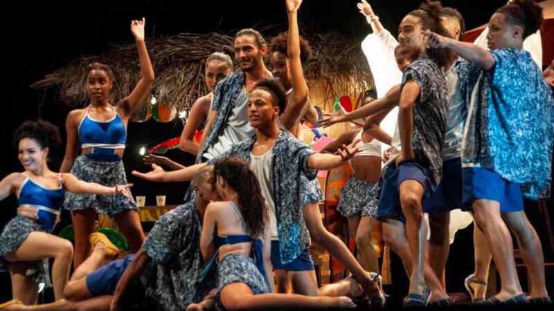 Presenta compañía cubana Qvo Vadis nueva propuesta danzaria La Playa