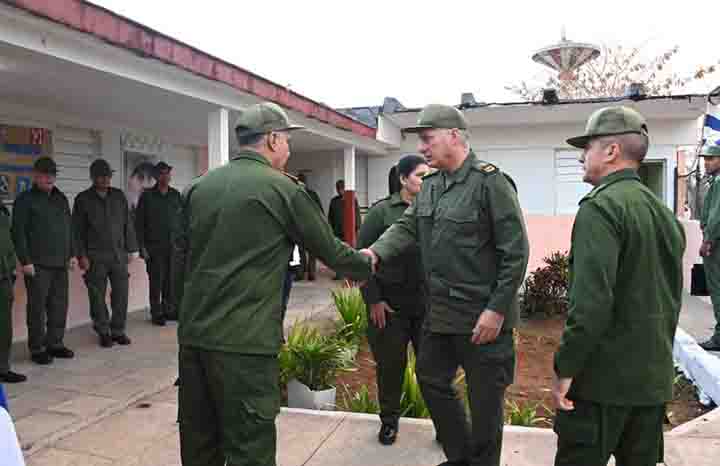 Participó Díaz-Canel en décimo Día Nacional de la Defensa