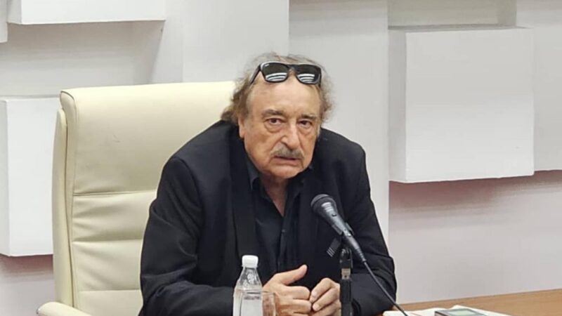 Encuentro con Ignacio Ramonet este jueves en el Pabellón Cuba