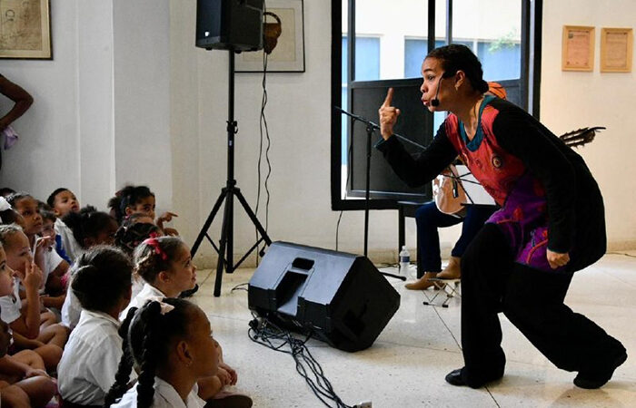 Presentó la Casa Vitier García-Marruz espectáculo La Comadrita