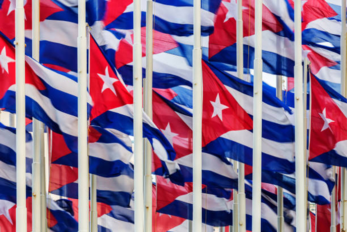 Cuba, país de paz, no es una amenaza para los Estados Unidos, reitera canciller