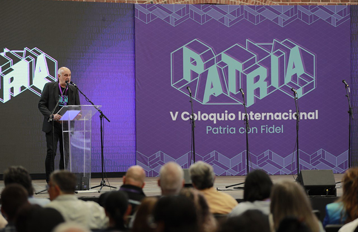 Seguir haciendo Patria y Humanidad