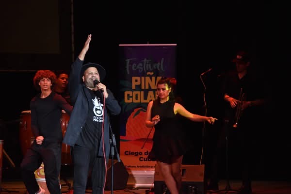 El Talismán de Cuba calienta la escena del XXIII Festival Piña Colada
