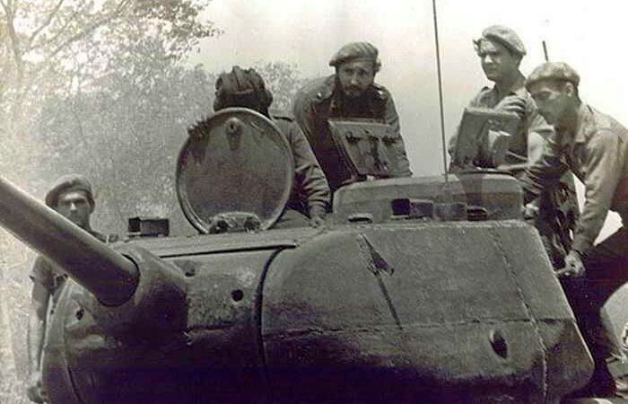Hasta que las esteras se mojen en las aguas de Playa Girón