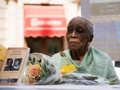 Celebrarán jornada dedicada a La señora de los cuentos