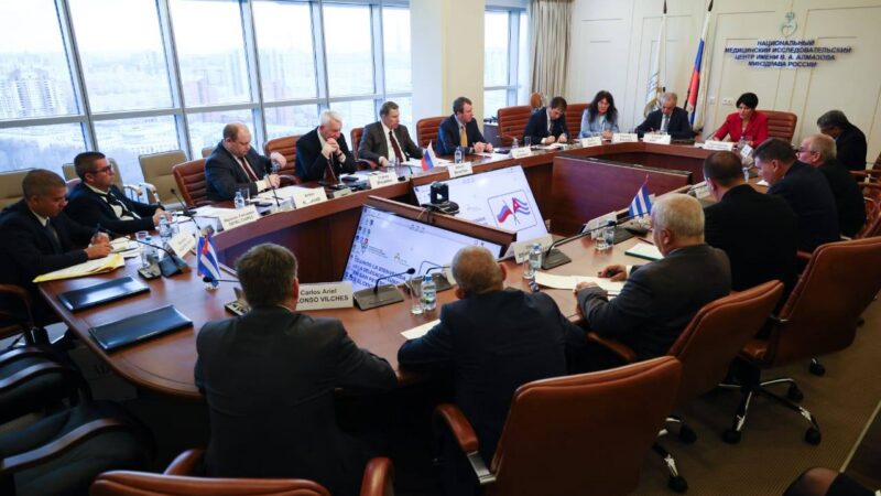 Exposición de amistad entre Rusia y Cuba en San Petersburgo