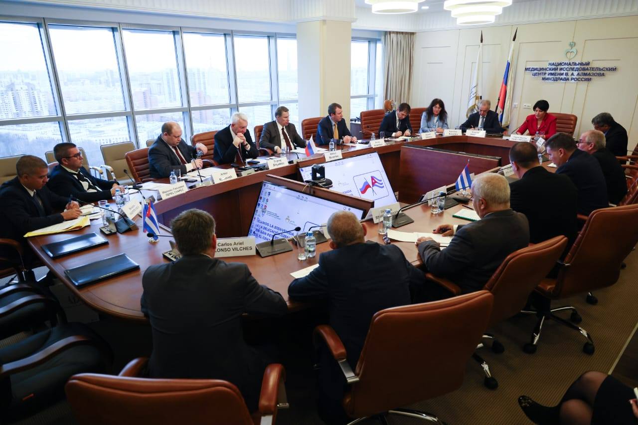 Exposición de amistad entre Rusia y Cuba en San Petersburgo