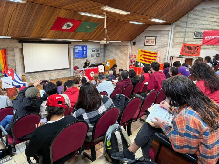 Dialoga Abel Prieto con estudiantes en Brasil sobre Fidel Castro