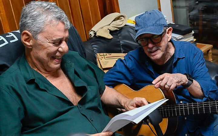 Disponible video de Chico Buarque y Silvio Rodríguez interpretando el clásico Sueño con serpientes