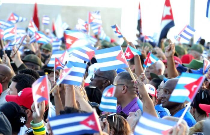 Cuba: aquí se construye y se defiende la Patria