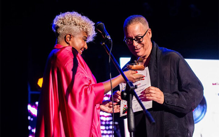 Gran Premio Cubadisco 2026 para el músico Isaac Delgado