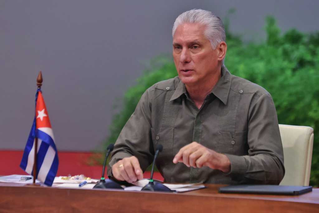 Díaz-Canel: «El cerco energético que niegan está asfixiando a Cuba»