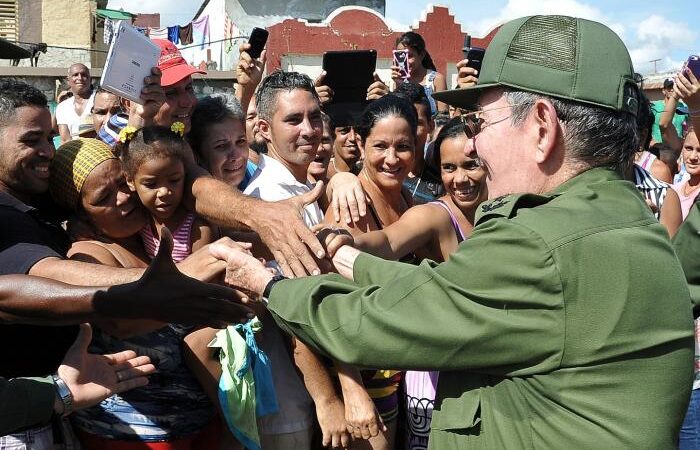 Convoca la Unión de Jóvenes Comunistas a una jornada por los 95 años de Raúl