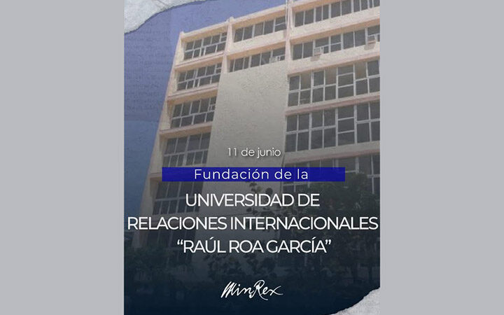 Conmemoran aniversario 45 de Universidad de Relaciones Internacionales