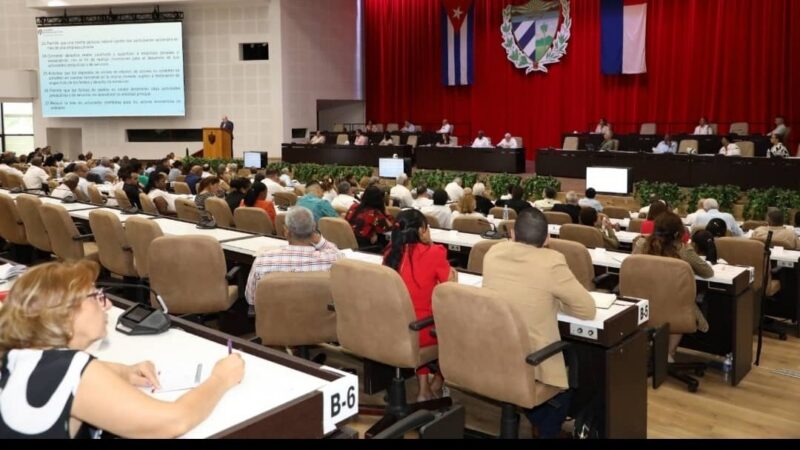 Gobierno cubano propone transformaciones estratégicas en economía