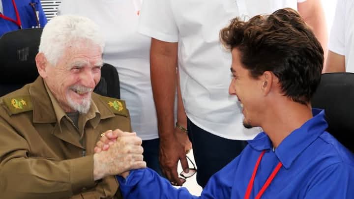 Con los jóvenes siempre