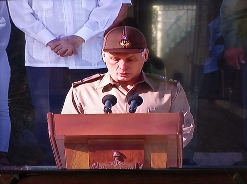 Presidió Díaz Canel ceremonia de inhumación del Comandante Ramiro Valdés