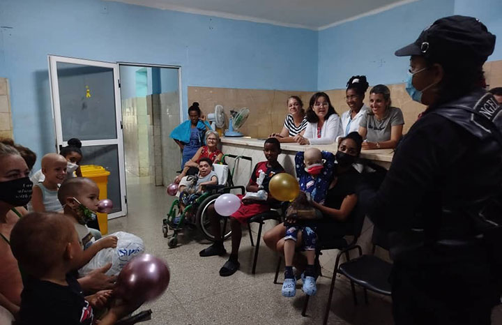 Proyectos solidarios apoyan en Villa Clara al servicio que atiende a niños con cáncer