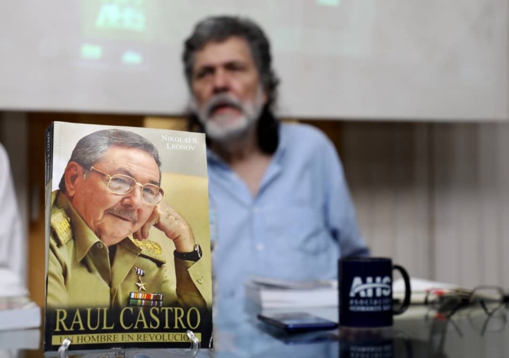 Realizan en La Habana presentación de libro sobre Raúl Castro