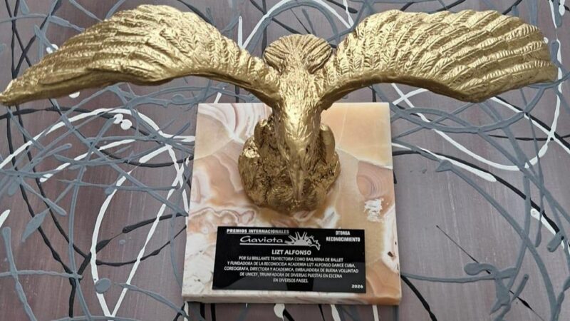 Distinguen a Lizt Alfonso con el Premio Internacional Gaviota