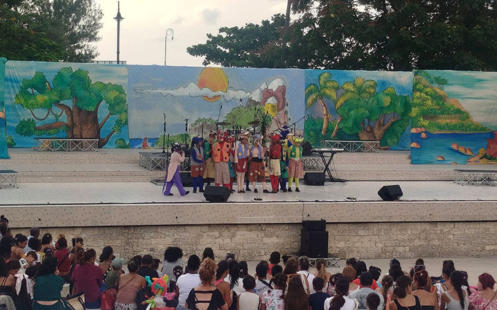 Celebró La Colmenita los 90 años del Anfiteatro de La Habana