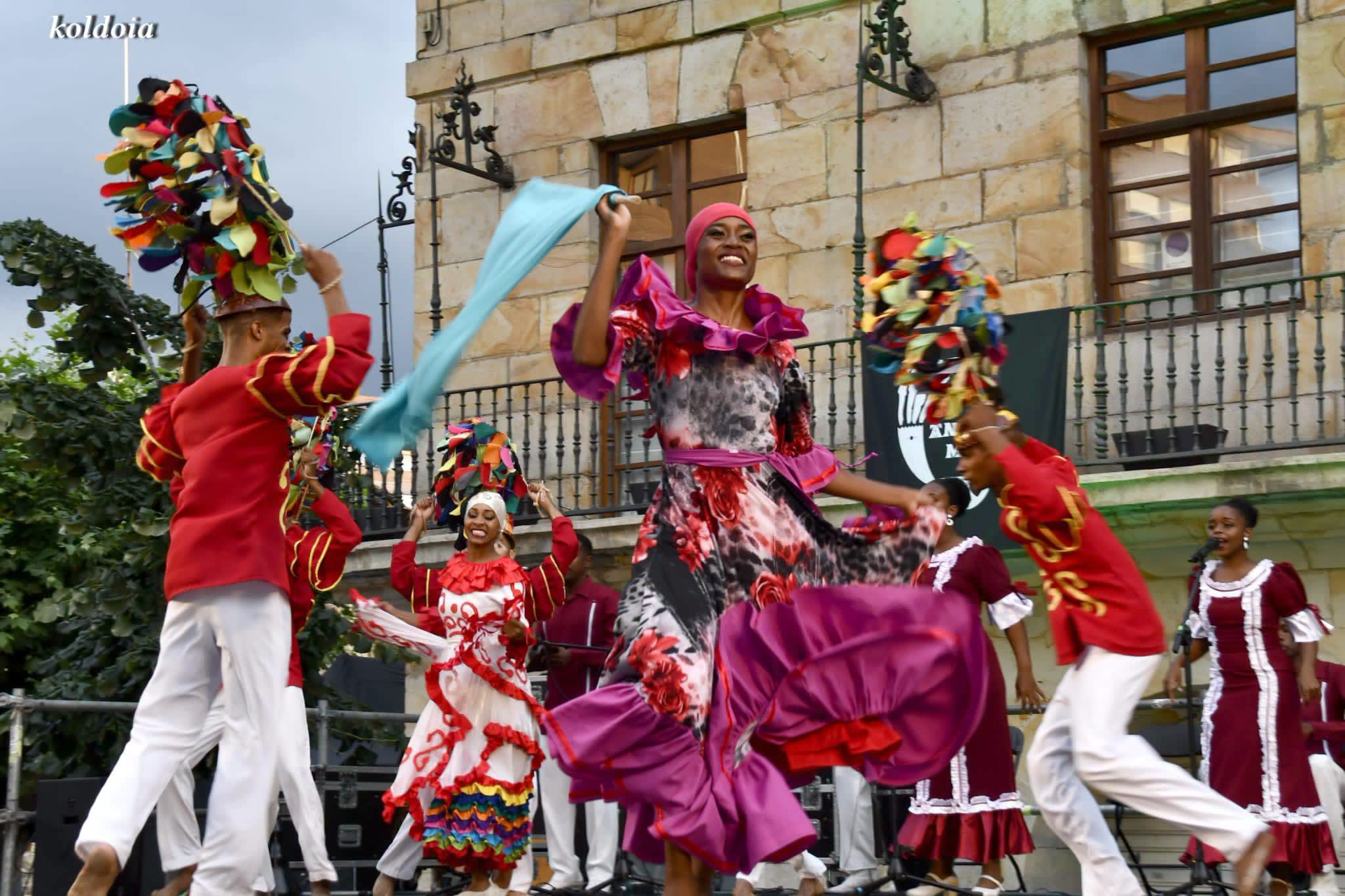 Compañía Folklórica Camagua en Europa