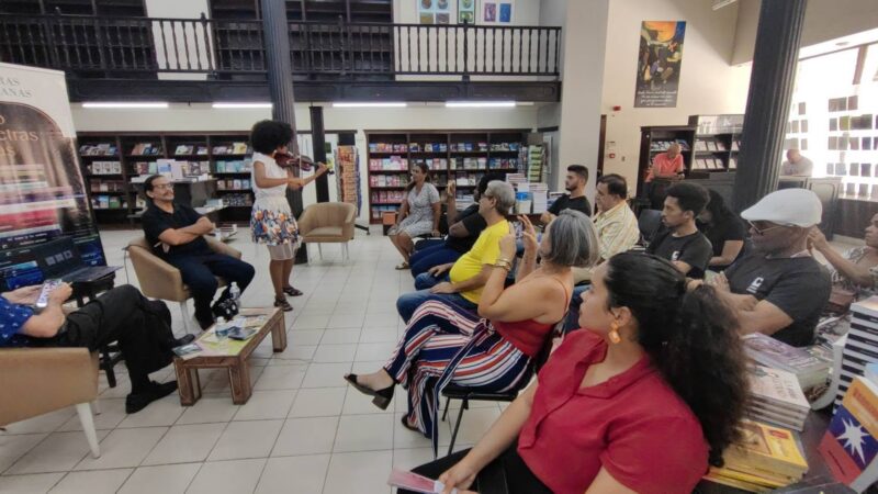 Encuentros de la semana en la librería Fayad Jamís