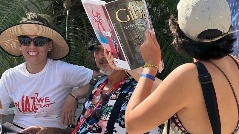 Fotógrafa estadounidense presenta en Cuba libro de memorias sobre cine de Gibara