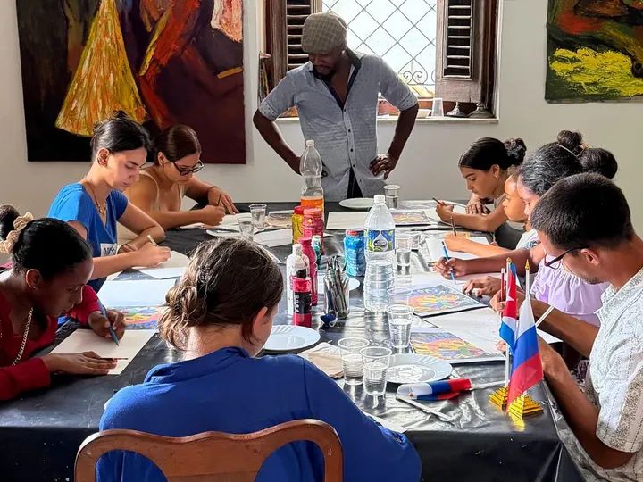 Josmany Courent: la pintura es un puente de unión entre los seres humanos