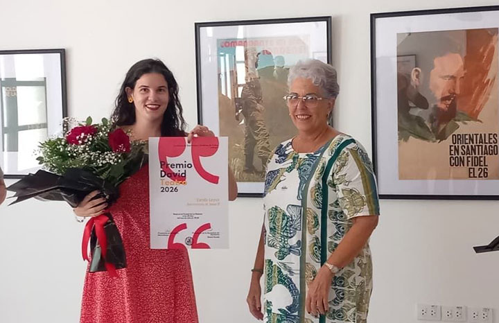 Entrega Unión de Escritores y Artistas de Cuba los Premios David