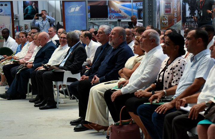 Asiste Díaz-Canel a inauguración de 34º Feria Internacional del Libro de La Habana