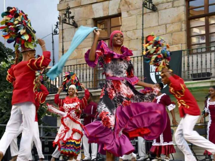 Compañía Camagua lleva el folclor cubano a Europa