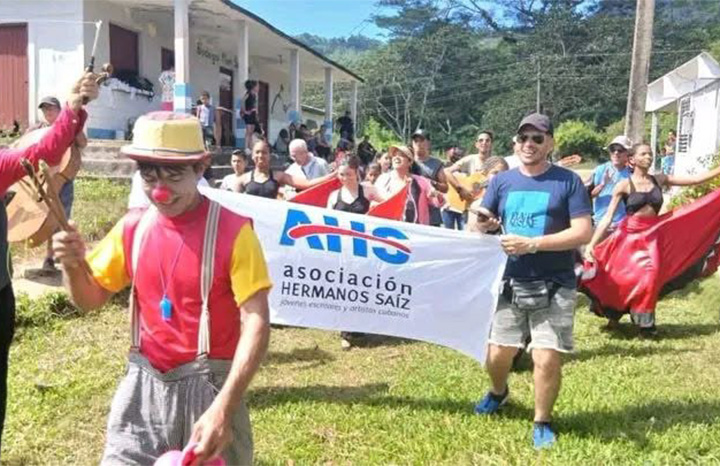 Arte y literatura desde Cienfuegos para Fidel y la AHS